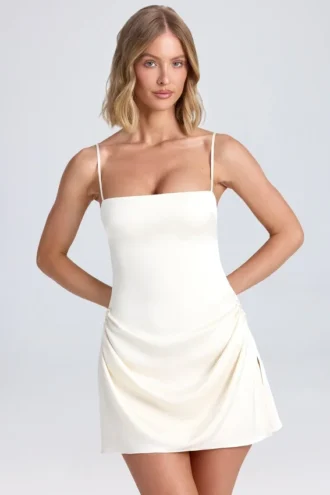 Zoyna Drapiertes A-Linien-Minikleid in Elfenbein